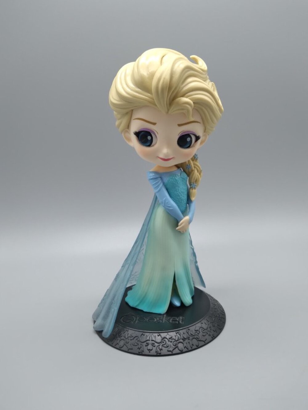 Frozen Elsa Glitter Q Posket